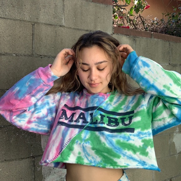 COPY - RILEY VINTAGE TIE DYE SPLIT MALIBU SWEATSH… - Picture 2 of 2